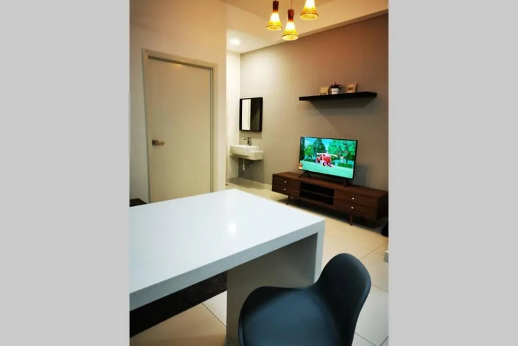 Apartment Happyhome @ Arte Mont Kiara Kuala Lumpur Hartamas Damansara Malaysia